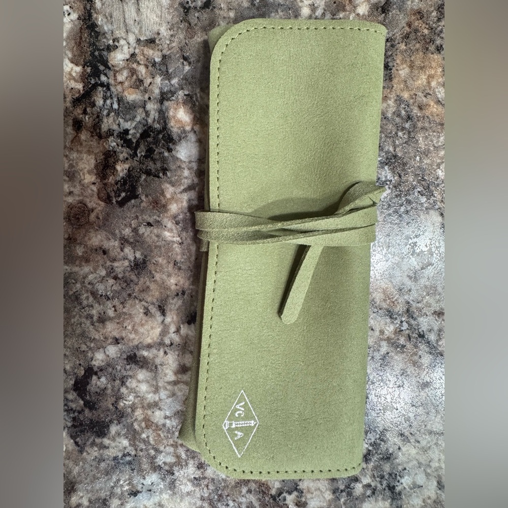 Van Cleef & Arpels cleaning kit